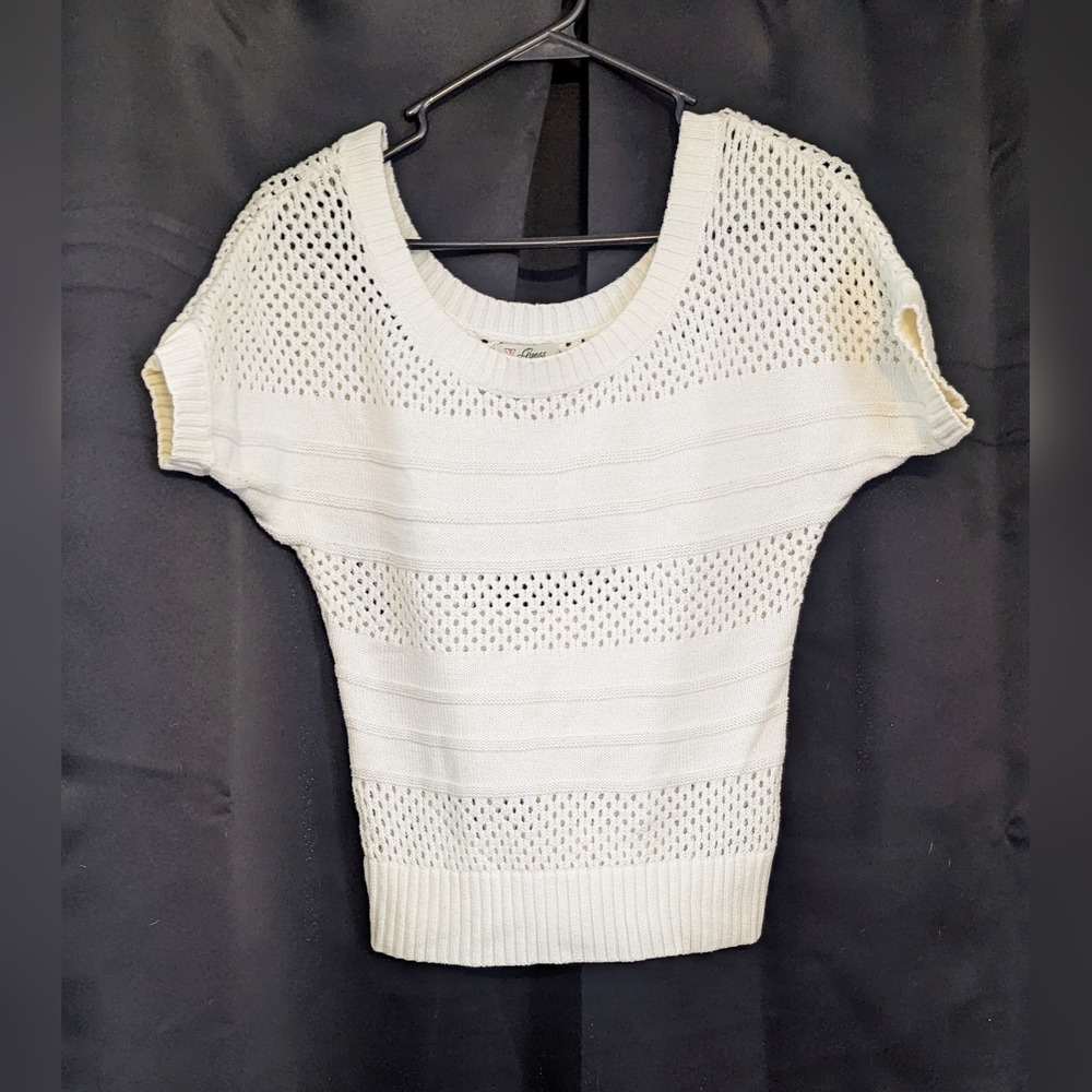 Guess short-sleeved off shoulder sweater
